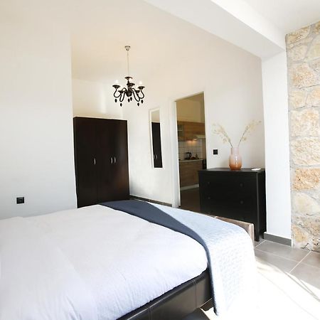 Luxury Apartments Christos Gouvia Exterior photo